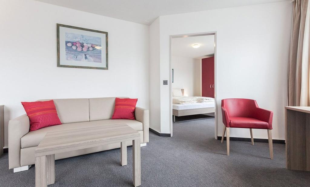 Ema House Serviced Apartments Aussersihl Цюрих Екстер'єр фото